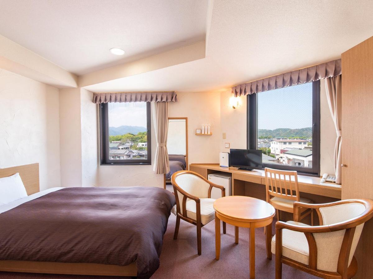 Hotel Primrose Saito Exterior photo