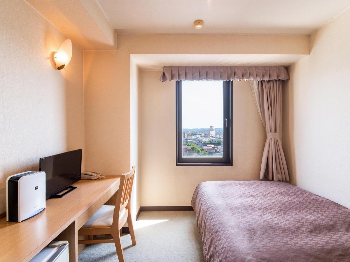 Hotel Primrose Saito Exterior photo